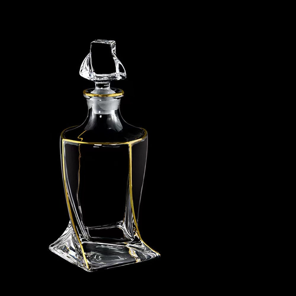 750ML Luxury Outline in Gold Attar Oud oil Perfume Spirits Whisky Decanter Glass bottle