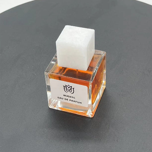 100 Pieces Natural Raw Stone White Jade Gemstone Marble Perfume Square Cap 15mm Fragrance Cap with Pump Sprayer for FEA